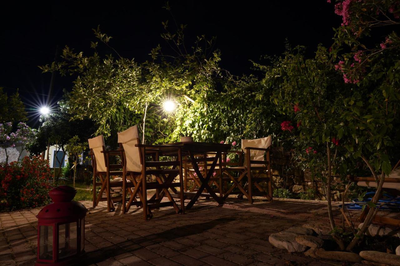 Koukouapartments & Suites Вати Екстериор снимка