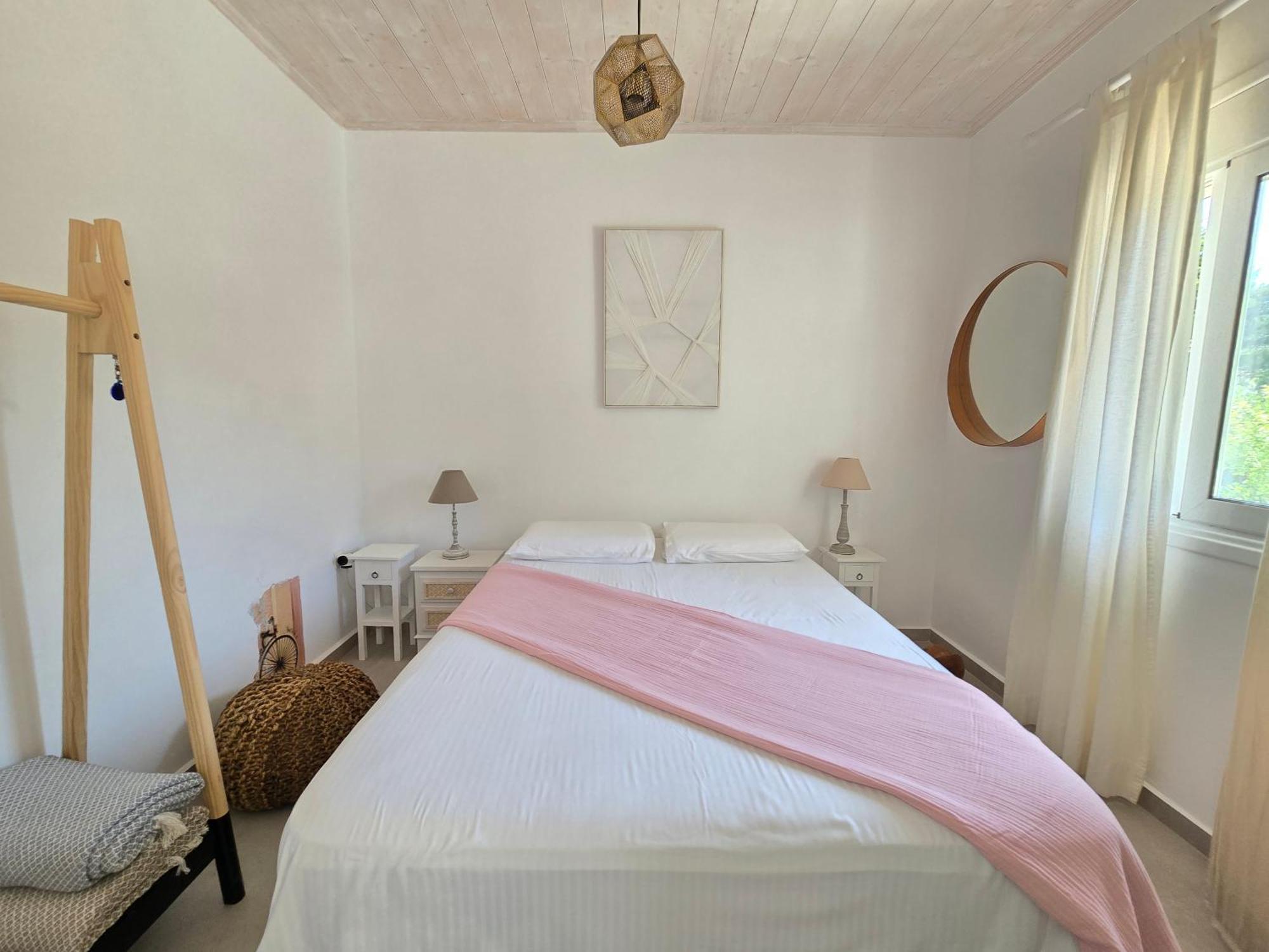 Koukouapartments & Suites Вати Екстериор снимка